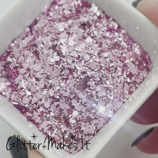 Pink Diamonds – Glitter Makes It